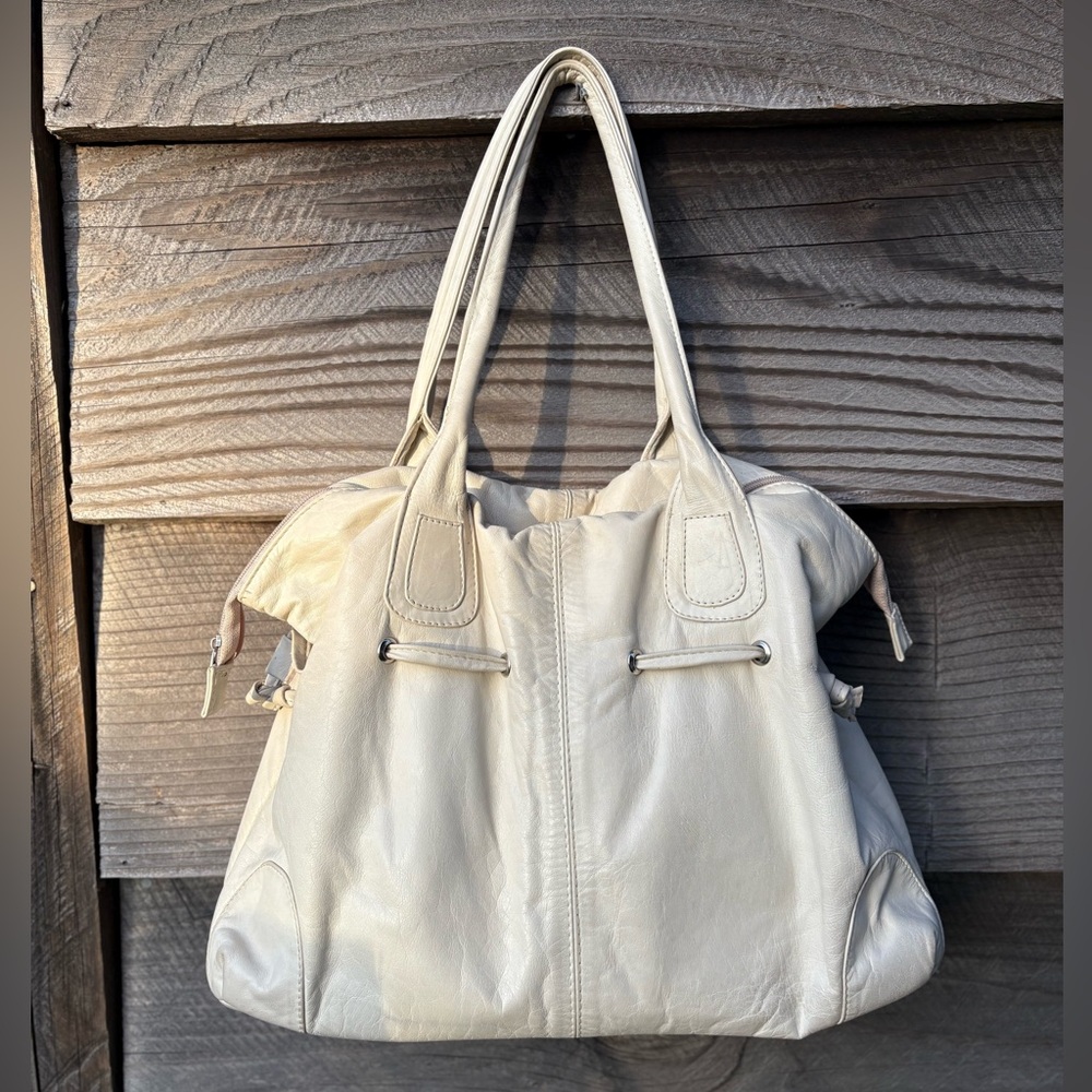 Cream Leather shoulder Bag